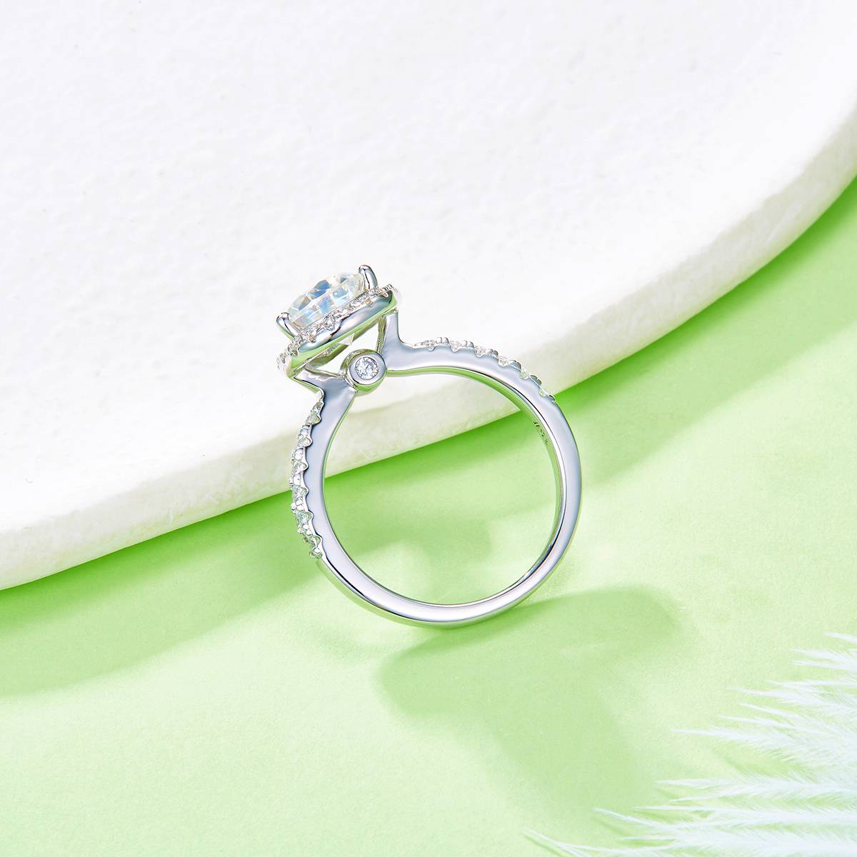 Light luxury pear shaped S925 silver plated white gold moissanite diamond women's ring 2.0 carats D-grade